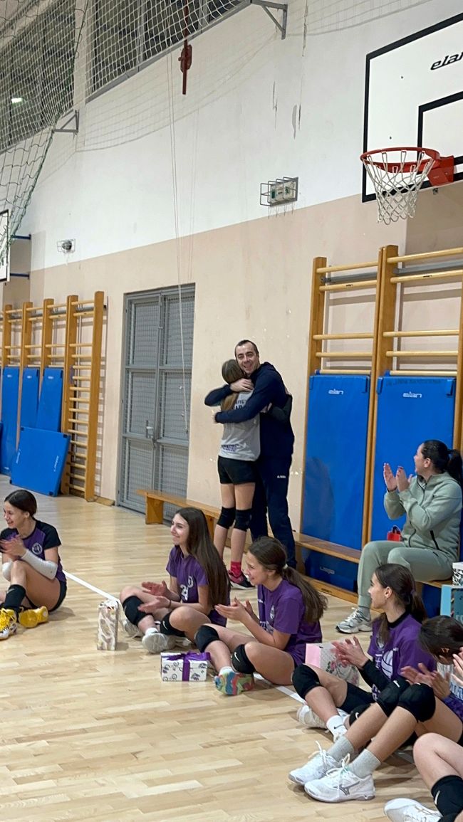 aaaTajni Deda Mraz pionirke 8